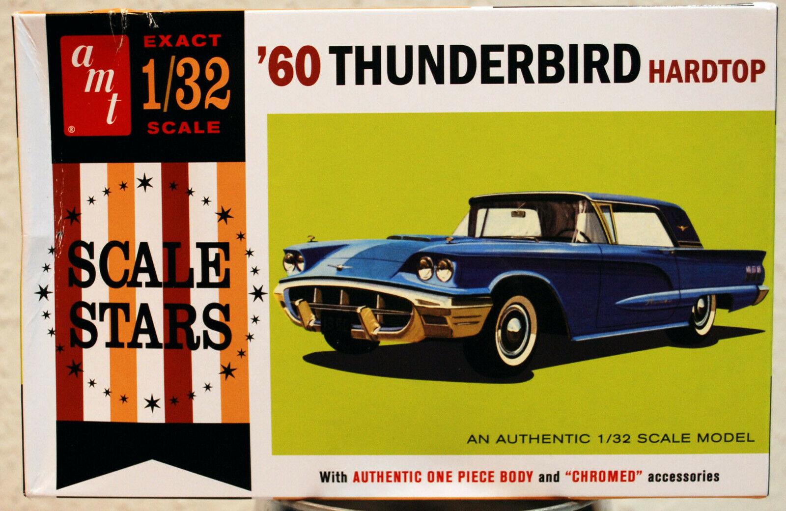 1960 Ford Thunderbird Hardtop 1:32 AMT 1135