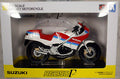 Suzuki RG 250 Gamma Red/White Fertigmodell 1:12 Aoshima 106778