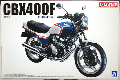Aoshima 052976 1981 Honda CBX 400 F 1:12 Motorrad Bike