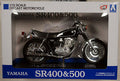 Yamaha SR 400 & 500 schwarz black 1:12 Aoshima 105870
