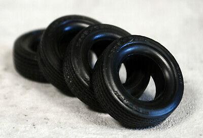 Model King Reifen Good Year Polyglas Custom Wide Tread G70-15 1:25