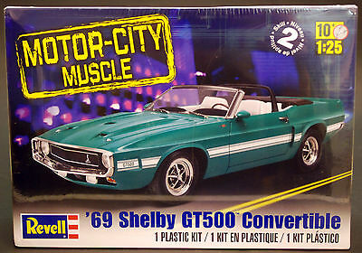 Revell 4025 1969 Ford Mustang Shelby GT 500 Convertible, 1:25 USA muscle car