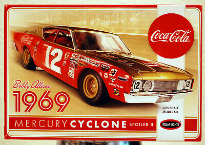 1969 Mercury Cyclone Spoiler II # 12 Bobby Allison 1:25 Polar Lights 948