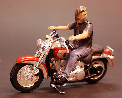 23913 American Diorama Biker Ace, 1:24