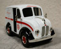 1950 Divco Delivery Schwinn 1:24 Autoworld 24009