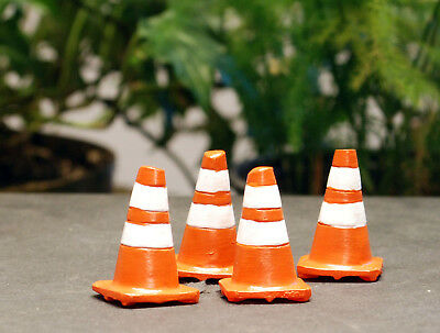 77532 American Diorama Pylone Hütchen Absperrung Hindernis Traffic Cones 1:24