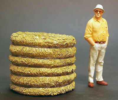 23984 American Diorama Rundballen Heuballen Strohballen Silage 1:24
