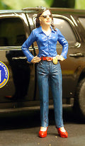 23931 American Diorama Detective III 1:24