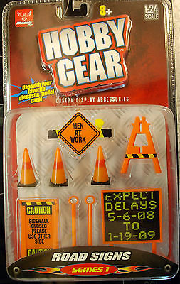 16058 Baustelle, Pylone, Straßensperre, Road Signs, 1:24, Hobby Gear