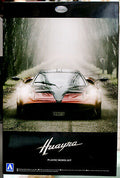 Aoshima 010914 2011 Pagani Huayra 1:24