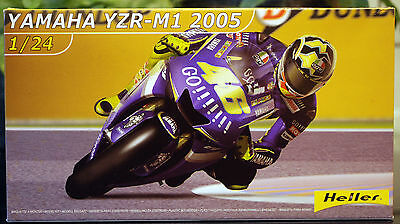 2005 Yamaha YZR-M1 Valentino Rossi, 1:24, Heller 80928