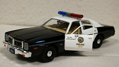 1977 Dodge Monaco The Terminator 1:24 Green Light 84101