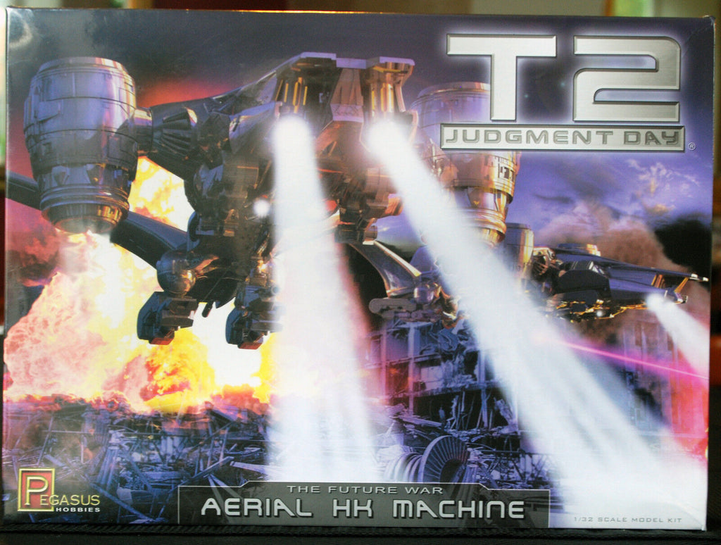 Terminator 2 Judgement Day Aerial Hunter Killer Machine, 1:32, Pegasus 9016