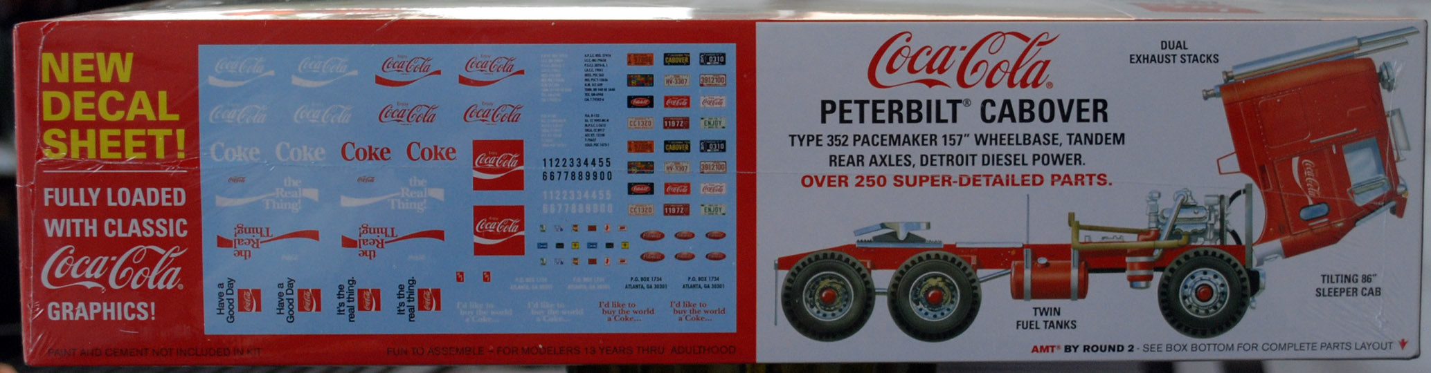 Peterbilt 352 Pacemaker Tractor COE Coca-Cola 1:25 AMT 1090