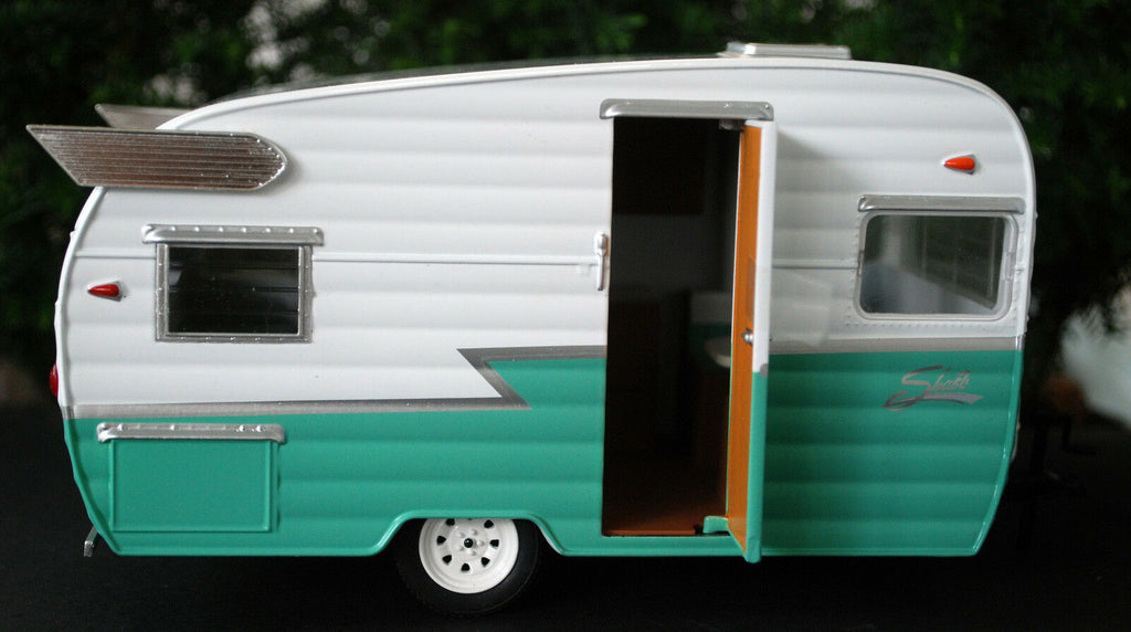 1961 Shasta Airflyte 15`Camping Trailer Camping Anhänger 1:24, Green Light 18225